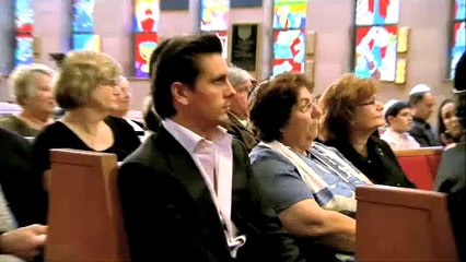 Kourtney and Khloe Take Miami 4/4