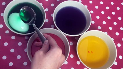 Coloring Easter Eggs DIY How To Dye Easter Eggs At Home Osterei Huevos de Pascua