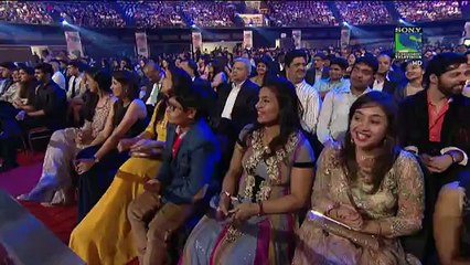 Shahrukh Khan and Kapil Sharma Badly Making Fun of Salman Khan’s Song