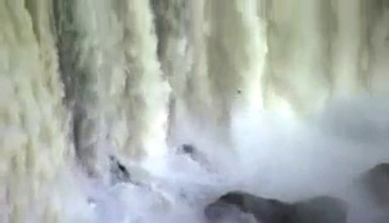 Mera Dil Badal De (Naat by Junaid Jamshed) Repost SEMI