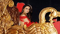 Amisha Patel looked beautiful In Red lehnga At National Jewellery Award 2016 | Bollywood Beauty