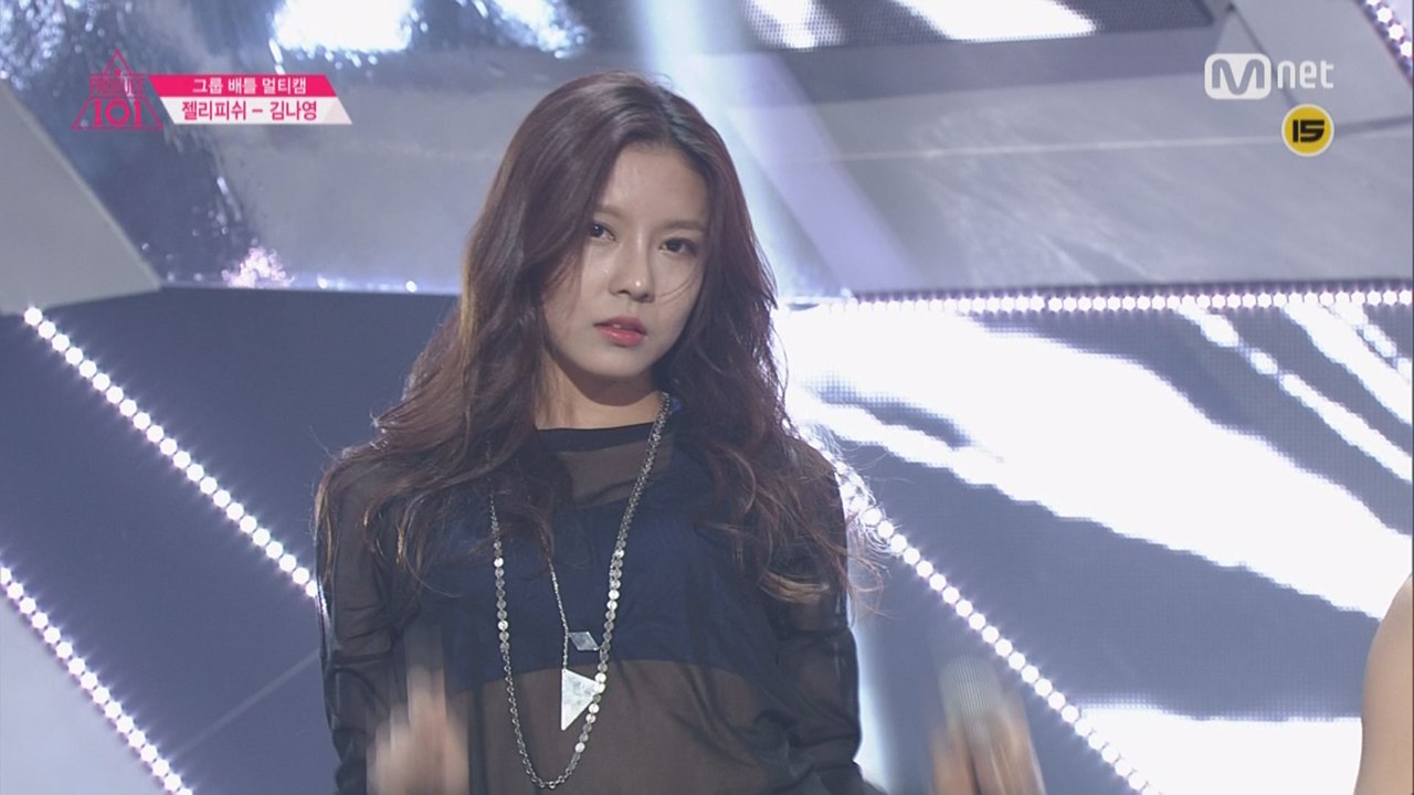 [직캠]일대일아이컨택ㅣ김나영 - 1조 카라 ♬Break It