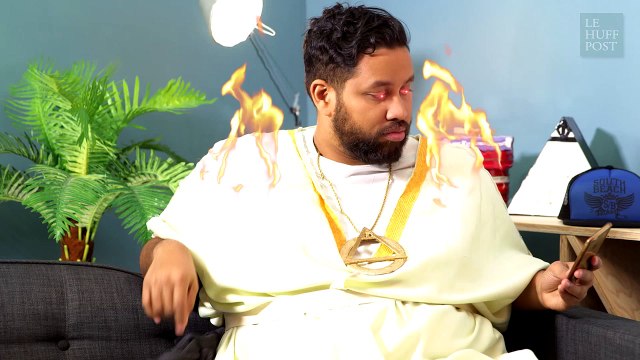 Le discours plein d'humour de Najat Vallaud-Belkacem face aux théories du complot