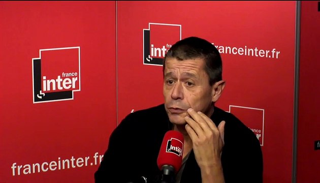Emmanuel Carrère : Je ne crois pas beaucoup à l’objectivité, je préfère revendiquer la subjectivité
