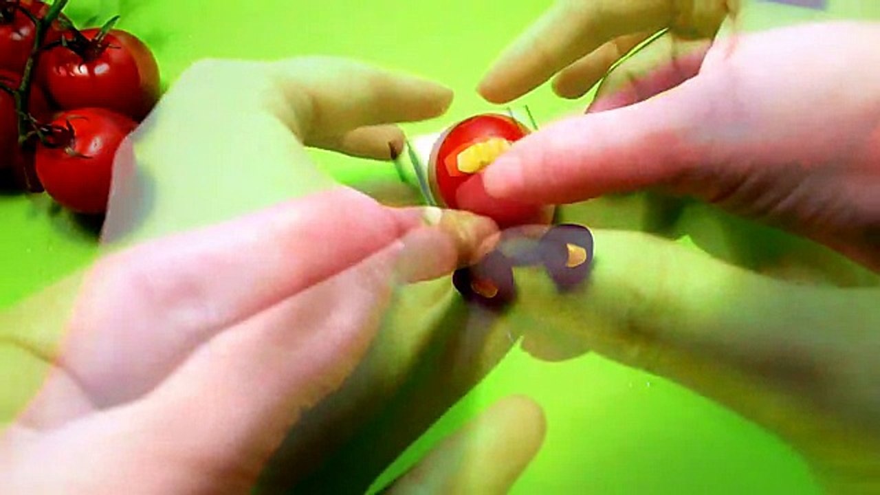 Паровозик! Украшения из овощей! Train! Decoration of vegetables!