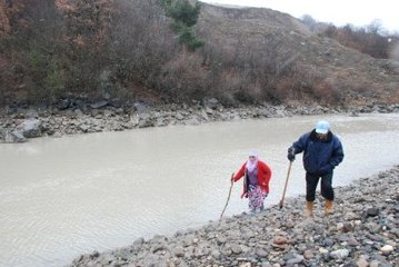 Yaşlı Çift, 43 Gündür Kayıp Torunlarını Arıyor