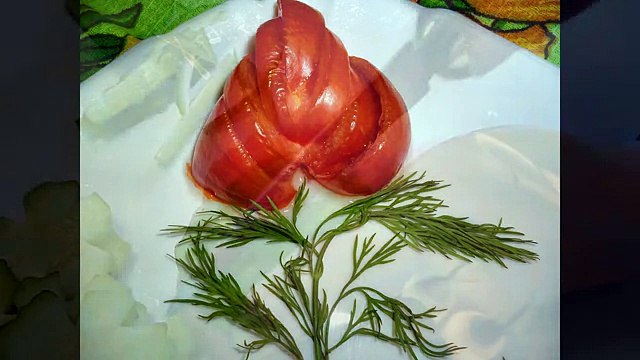 Карвинг из огурца и помидора. Цветы и лепестки. Как красиво оформить закуску