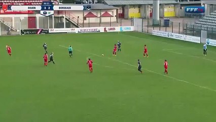 Foot : Le match de D2 féminine dégénère en bagarre !