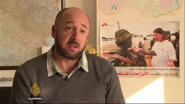 Syria's War: Refugees flee to Turkey for safety