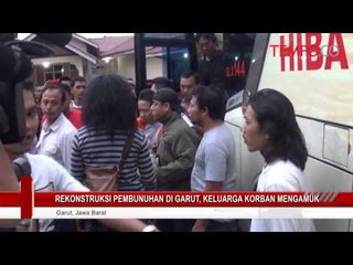 Rekonstruksi Pembunuhan di Garut Keluarga Korban Mengamuk