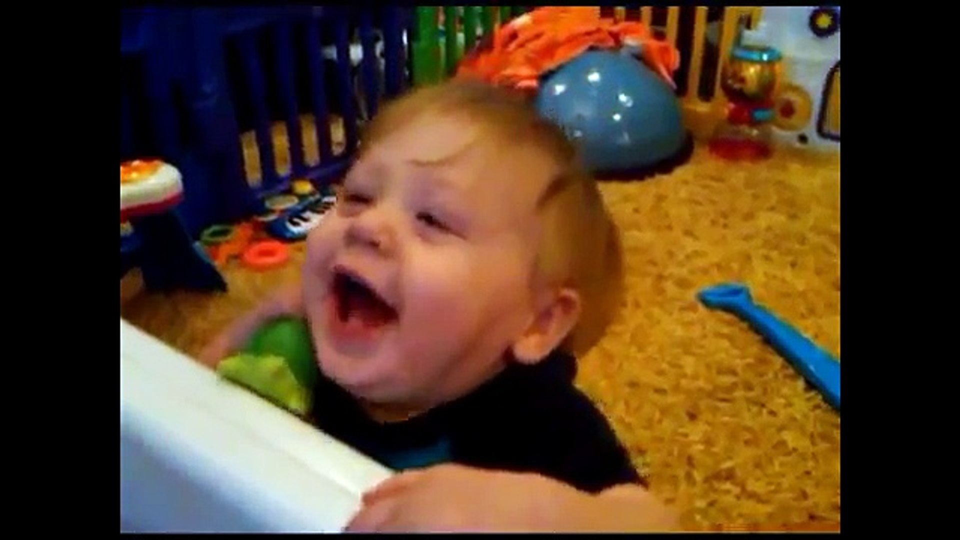 Funny Videos Of Babies Falling Down - video Dailymotion