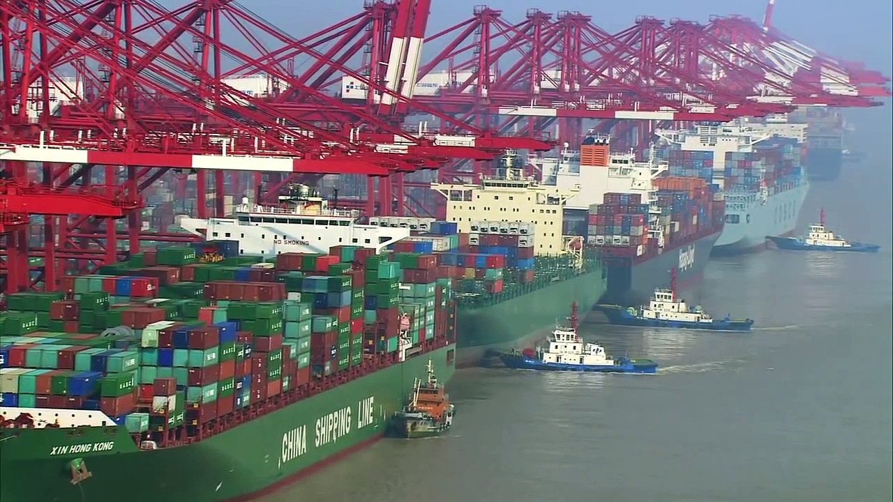 The World's motorways - excerpt from Planet Ocean the movie