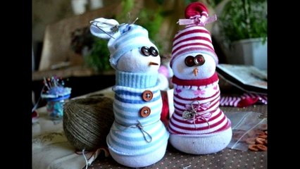Как сделать снеговика из обычных носков