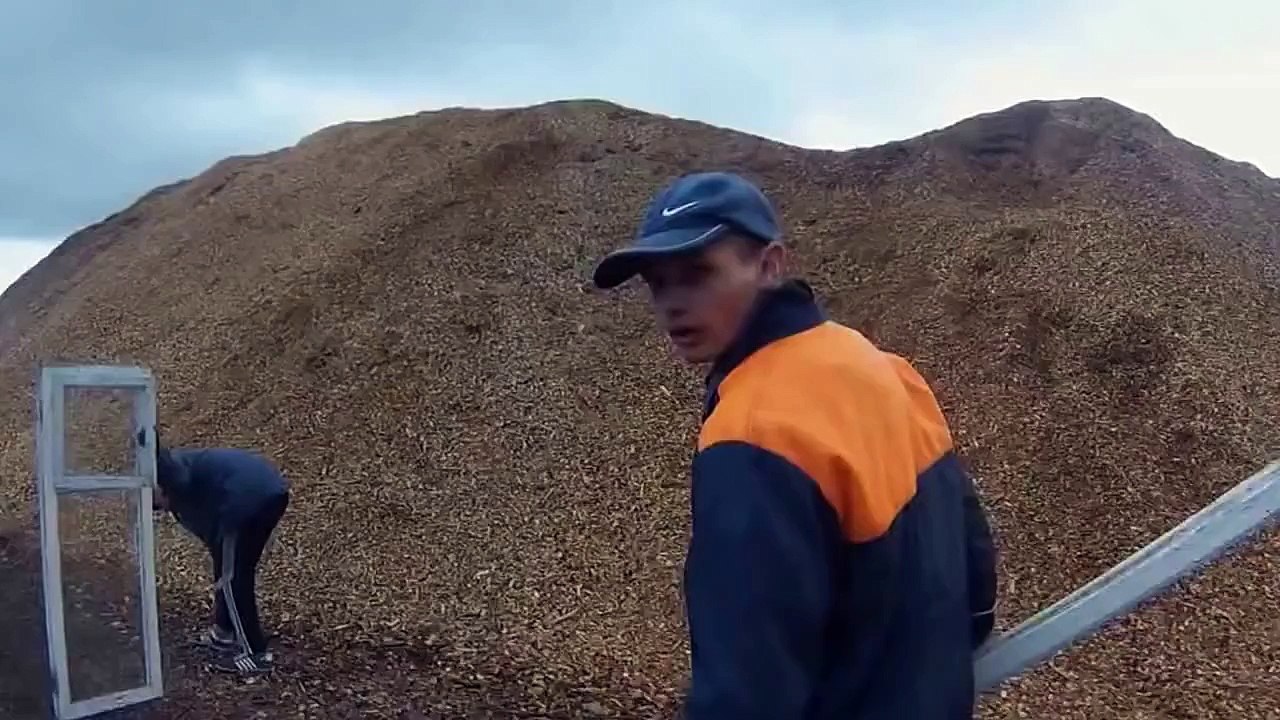 Угарное видео. Толик еболик