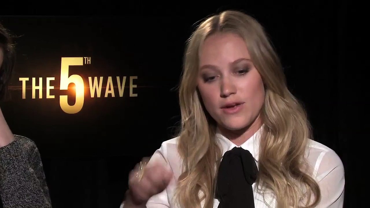 The 5th Wave Cast Interviews