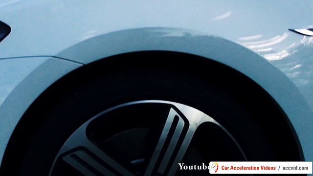 BMW M135i vs VW GOLF 7 R Acceleration 0-200 Onboard Sound Comparision Test Drive Autobahn