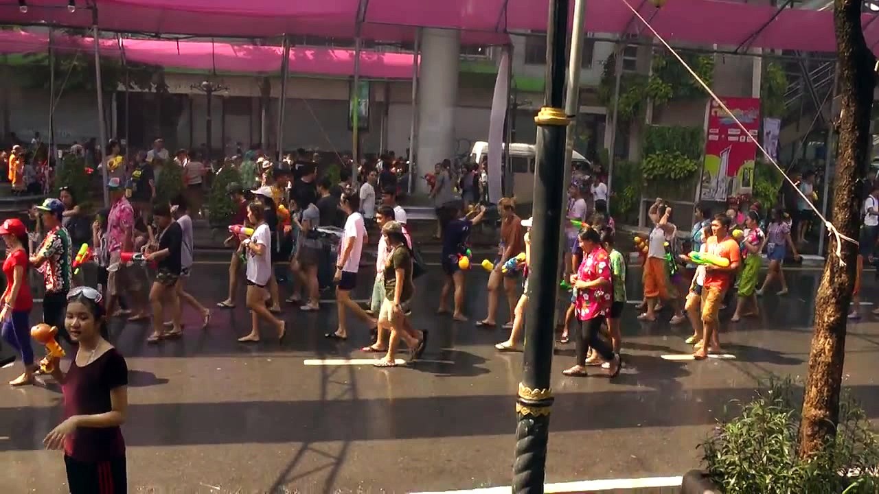 Sangkran 2015 walk street at bangkok thailand 1