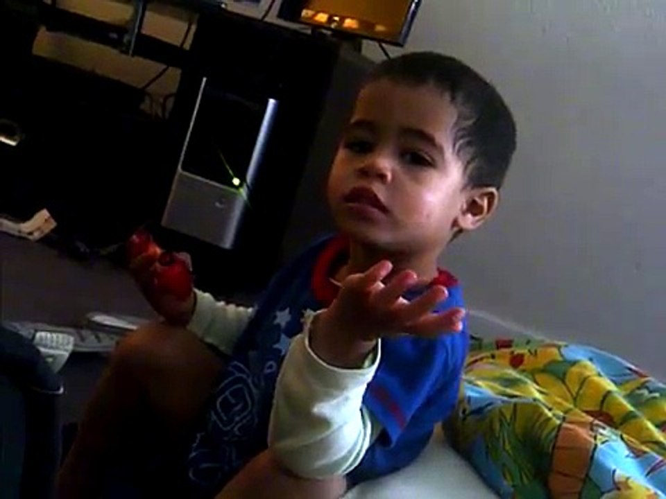 An interesting conversation with a 2 year old Gabriel (Funny Videos 720p)