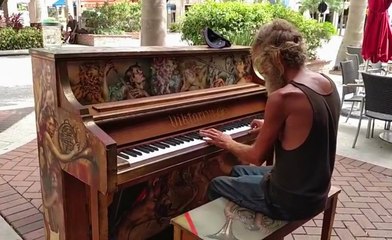 Homeless Man Plays The Piano Beautifully