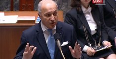 Standing ovation pour Laurent Fabius à l'Assemblée