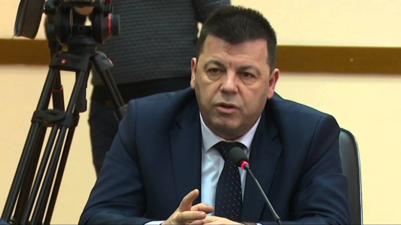TURIZMI SERISH ME HUMBJE,OPERATORET “TAKSA DHE...