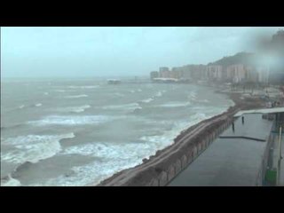 Era e fortë. Durrës, në port bllokohet ankorimi i anijeve