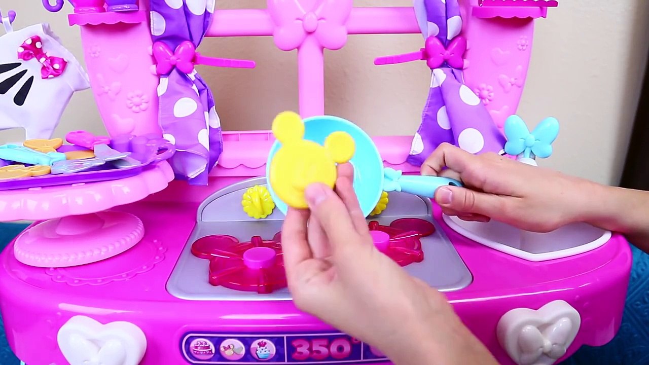MINNIE MOUSE Sweet Surprises Play Kitchen + Play Doh Food Cooking &  Flipping NEW Toddler Set - Dailymotion Video