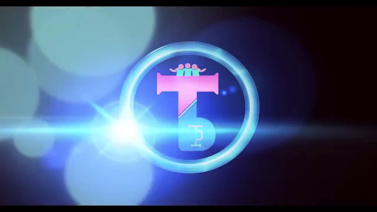 Inji Iduppazhagi Kissing Scene