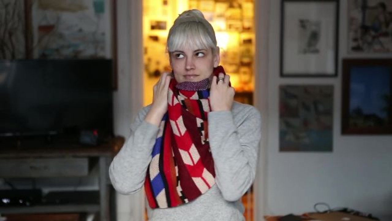 Traveler Obsession: 4 Scarves, 4 Ways