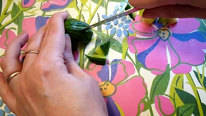 Цветы из огурца. Украшения из овощей. Decoration Of Vegetables
