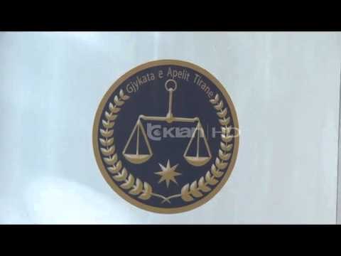 FULLANI PADIT KUVENDIN DHE BANKEN E SHQIPERISE