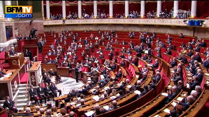 Valls "salue le parcours" de Fabius sous les applaudissements de la gauche