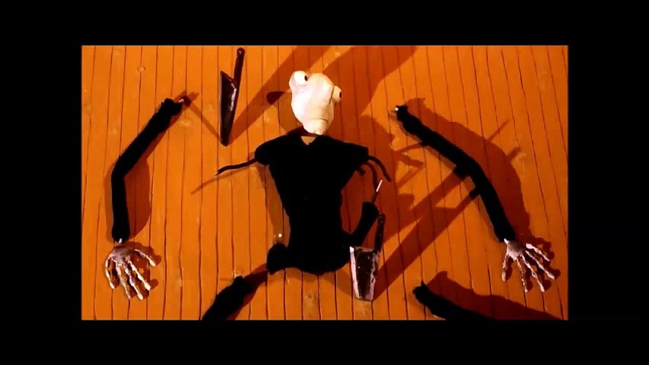 Doubleact stop-motion animation from Rita Sampaio