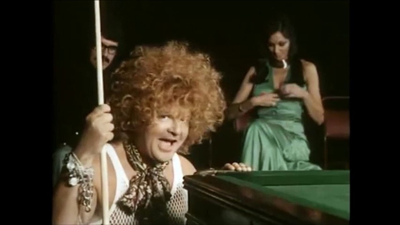 Benny Hill and Billiard Contest ! video Dailymotion