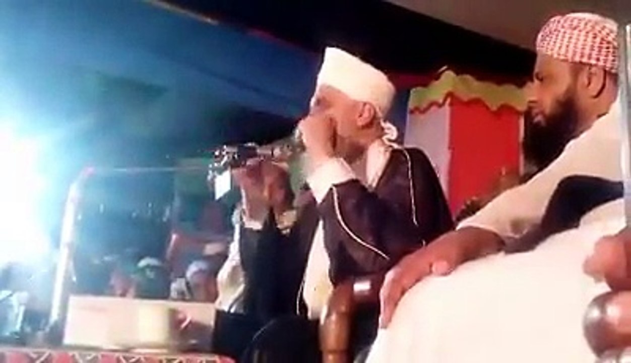 خطيب المسجد الاقصى الشيخ / على بن عمر العباسي في بنغلاديش خرج في سبيل الله عزوجل