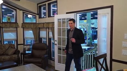 Expert Home One Bedroom Fairmont Park Model RV Tour
