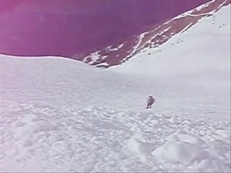 Montage the 3rd