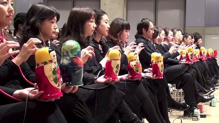 Une Ode musicale au Japon pour les poupées russes