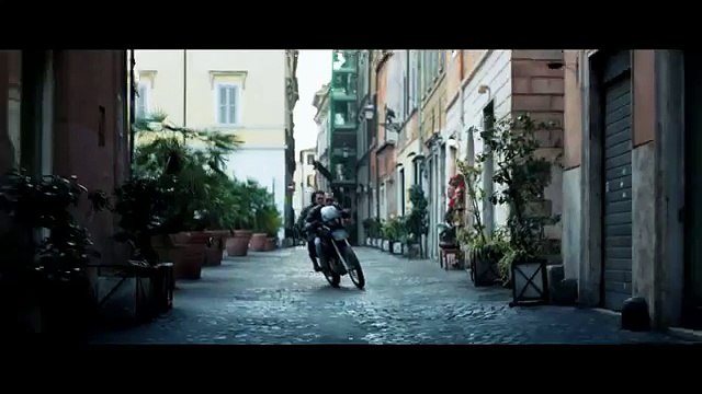 Trailer Lo chiamavano Jeeg Robot, un supereroe italiano (720p Full HD)