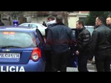 Shkodër, Atentat në hyrje të pallatit, njeriu me kapuç plagos me pistoletë 56 vjeçarin- Ora News