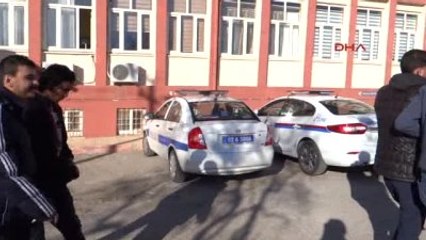 Besni'de Işid'e Katılmak İsteyen 4 Libyalı Tutuklandı