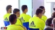 Las risas de James Rodríguez durante un acto del Real Madrid