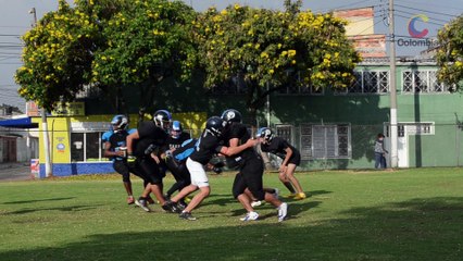 "Yaks" Equipo de fútbol Americano