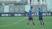 Jogadores do Corinthians se divertem empinando pipa após o treino