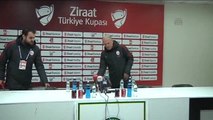 Kupada Maçın Ardından - Mustafa Denizli