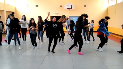 FLASHMOB EURO 2016 - AS HIP HOP CHARLES PÉGUY PARIS XIXÉME