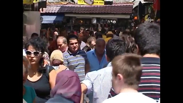 Türk halkı kredi kartından vazgeçemiyor