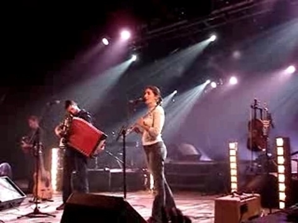 Les ogres de barback  café du canal