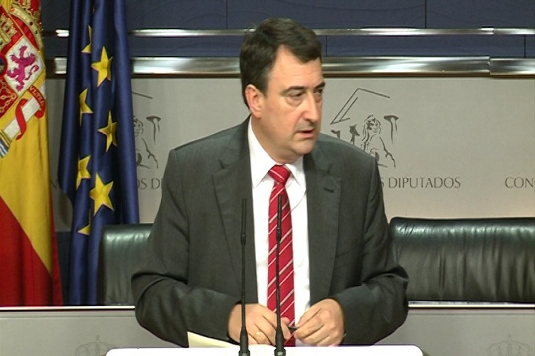 PNV responde a Fernández Díaz: "ETA está liquidada"