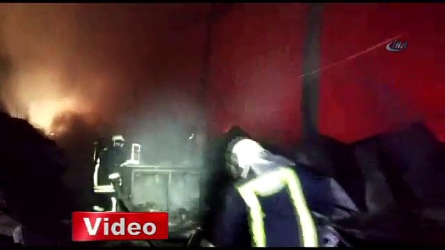 Soğuk hava deposu alev alev yandı